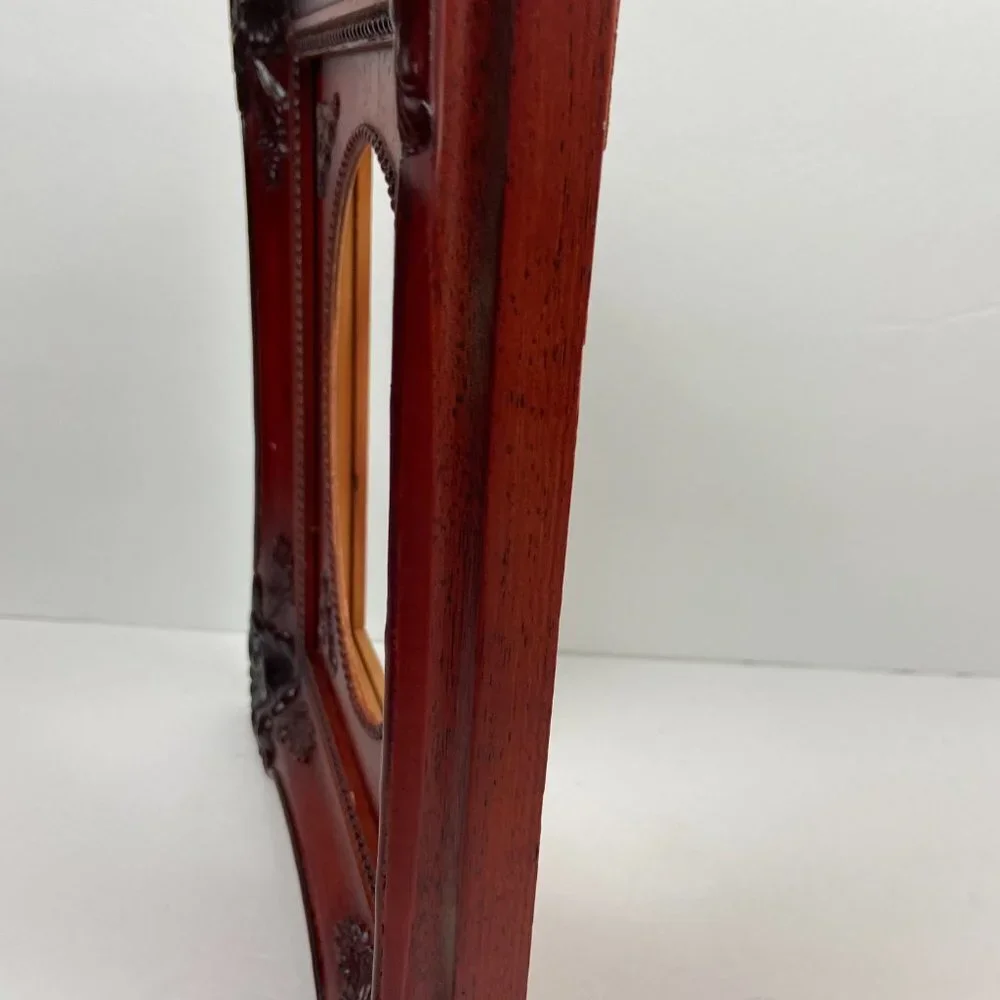 NWOT Wooden Frame Vintage 10